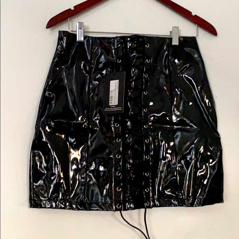 SOLD‼️NEW!!!! Vinyl lace up mini skirt sz12